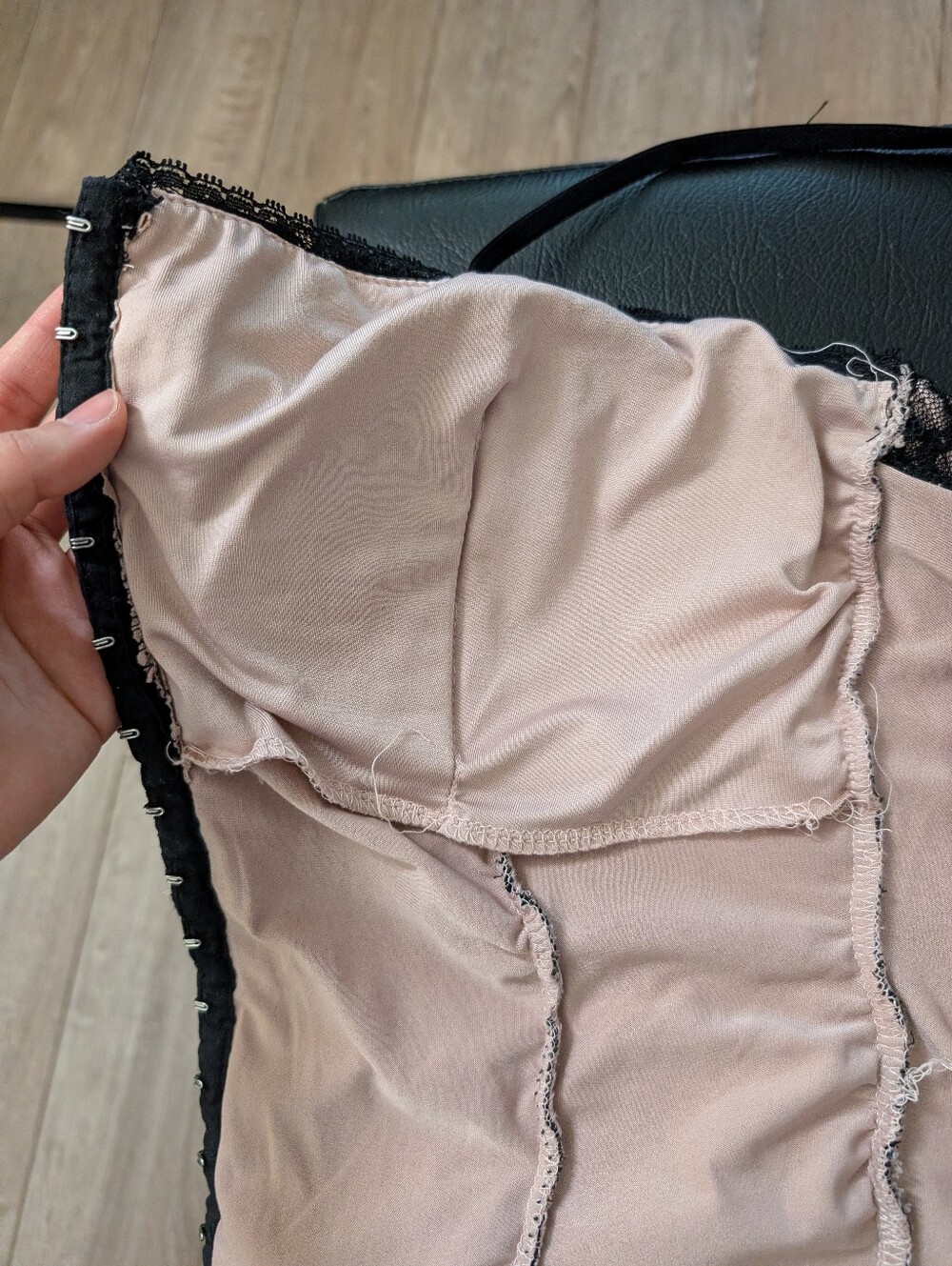 Black And Pink Lace Overlay Cami Corset Top - Goth Y2k - Picture 6 of 7
